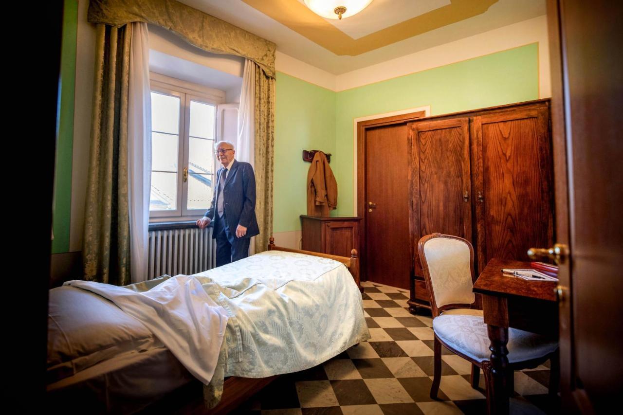 Park Hotel Regina - With Air-Condition And Pool Bagni di Lucca Bagian luar foto