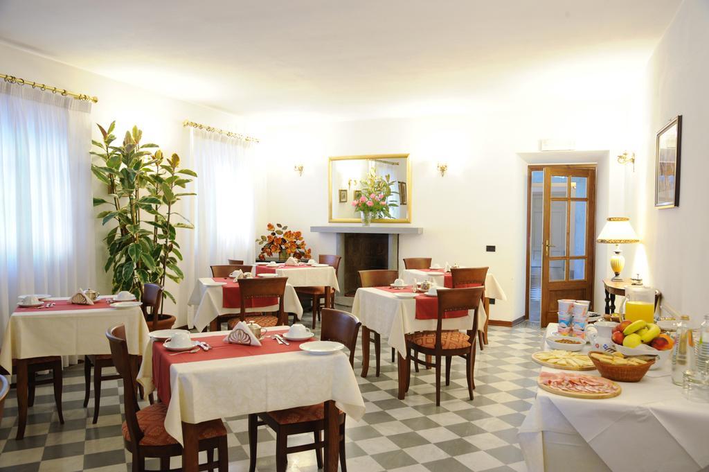 Park Hotel Regina - With Air-Condition And Pool Bagni di Lucca Bagian luar foto