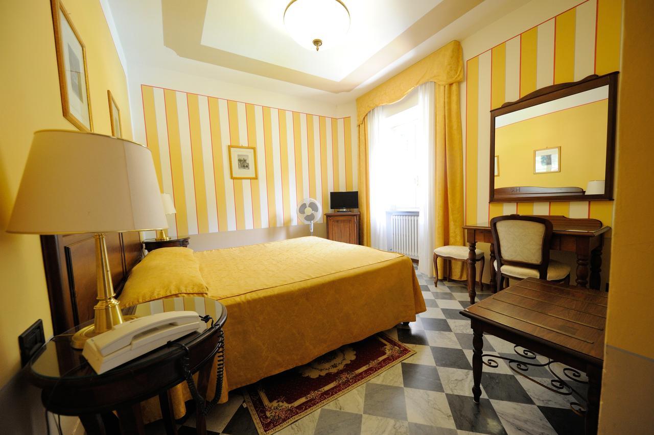 Park Hotel Regina - With Air-Condition And Pool Bagni di Lucca Bagian luar foto